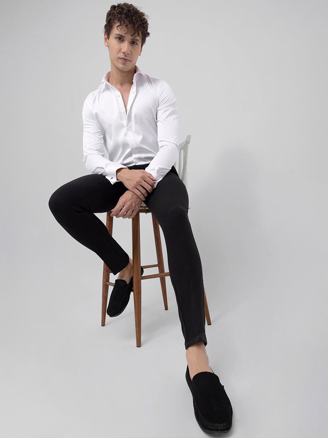 Snitch White Classic Slim Fit Satin Cotton Casual Shirt